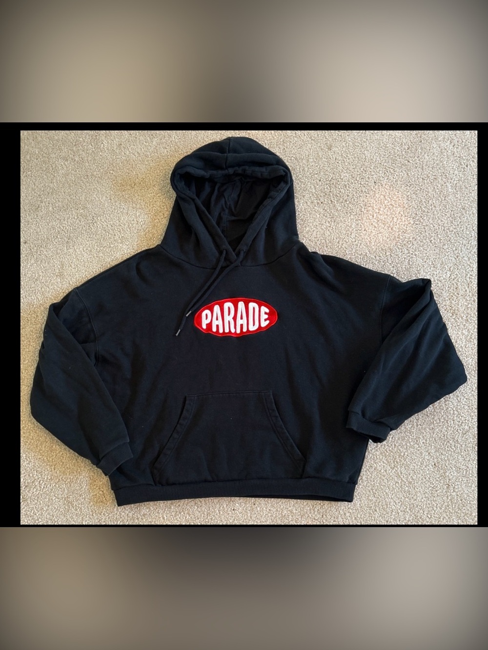 Parade Hoodie Mens Medium Black Embroidered Logo Red Patch Streetwear Pullover